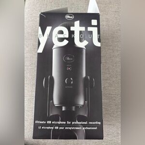 Yeti Blackout USB Microphone